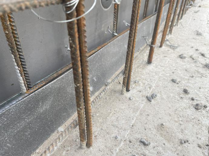 WPM® Metal Sheet Waterstop 125R after concrete cast