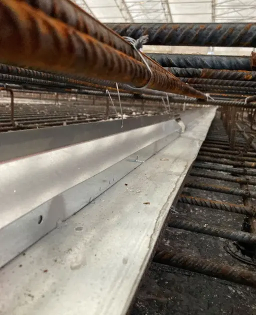 WPM® Crack Inducing Waterstop in the floor slab construction WPM® Crack Inducing Waterstop in the floor slab construction