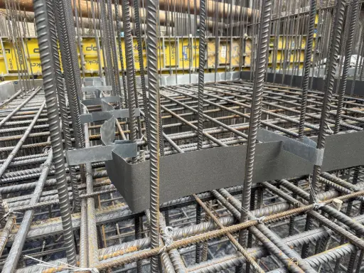 WPM® Metal Sheet Waterstop 125R before the concrete cast. WPM® Metal Sheet Waterstop 125R before the concrete cast.